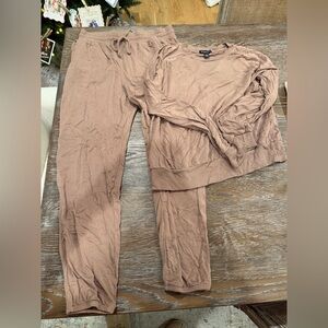 Beyond yoga brown/taupe loungewear set